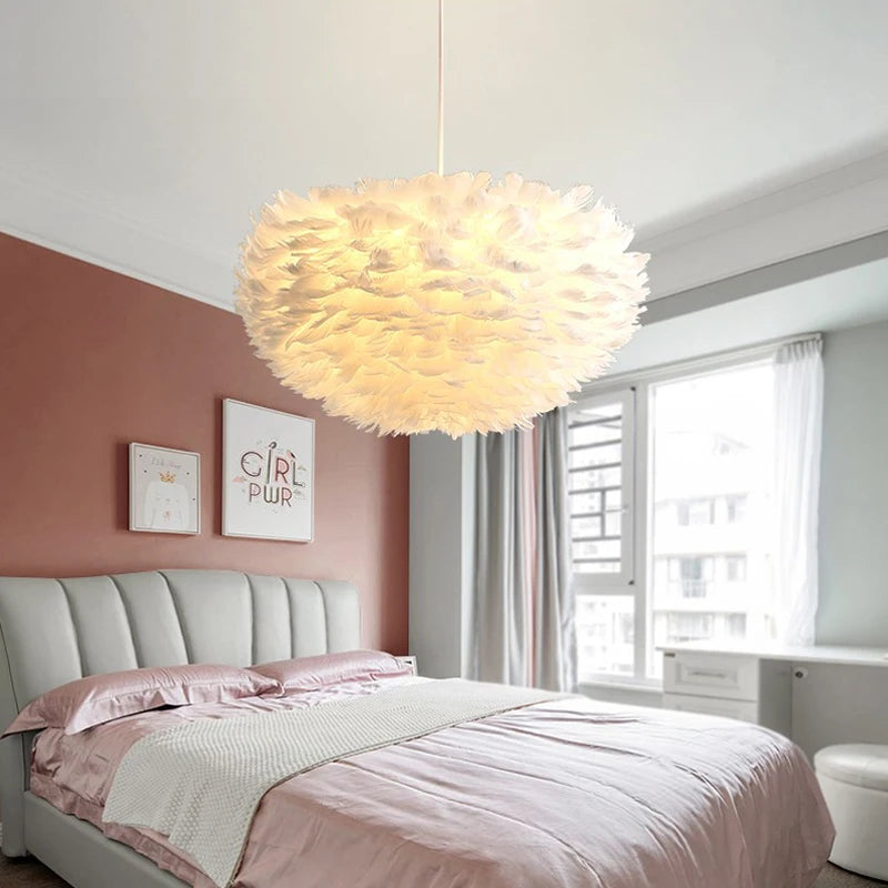 Nordic Feather Chandelier - Modern Elegance for Living Spaces