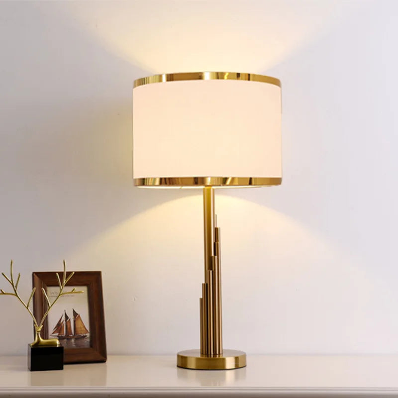 Light Luxury Living Room Bedroom Bedside Designer Table Lamp - Simple Post-Modern American Decorative Lamp