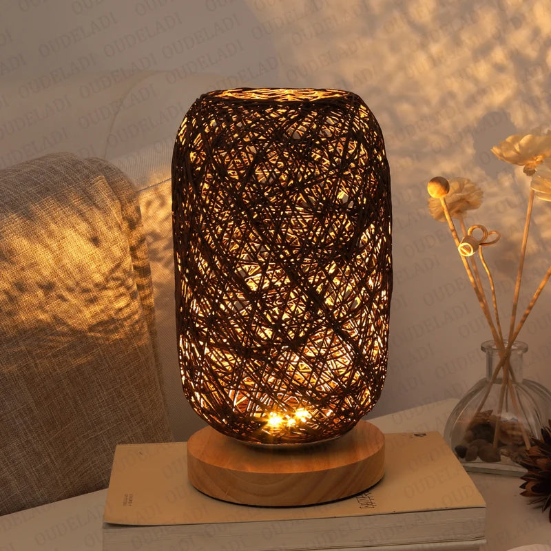 Rustic Rattan Twine Ball Table Lamp with Wooden Base - USB and EU Plug