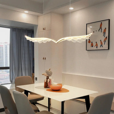 Nordic Bird Wing Pendant Light - Artistic Lighting Fixture for Dining Room and Kitchen Island