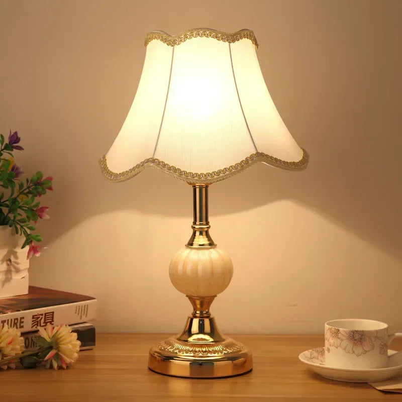 European Style Simple Glass Desk Lamp – Retro Classic Bedroom Bedside Light