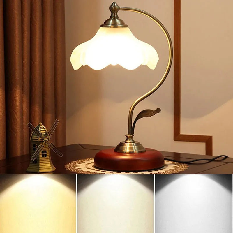 American Style All Copper Decorative Desk Lamp - Elegance and Warmth for Bedroom and Study