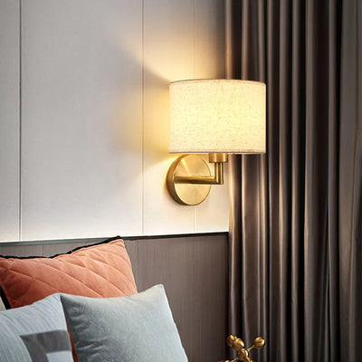 Modern Bedside Wall Lamp with Rotating Spotlight - Stylish and Functional Lighting for Every Room