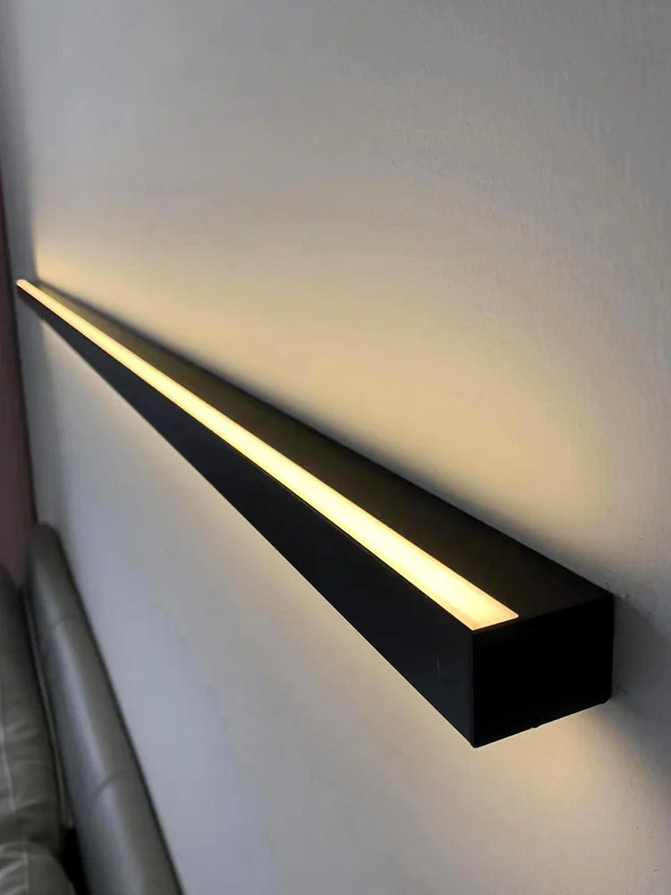 Modern Black Wall Lamp for Bedroom - Nordic Decorative Luminaires