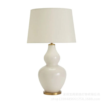 European Retro Ceramic Table Lamp – White Ceramic Gourd Lamp for Bedroom, Living Room, and Study