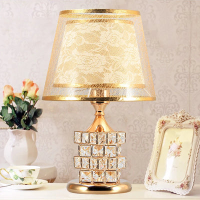 Modern Crystal Table Lamp – European Style Luxury Lamp for Wedding Gift Ideas, Sweet Bedrooms, and Home Decor