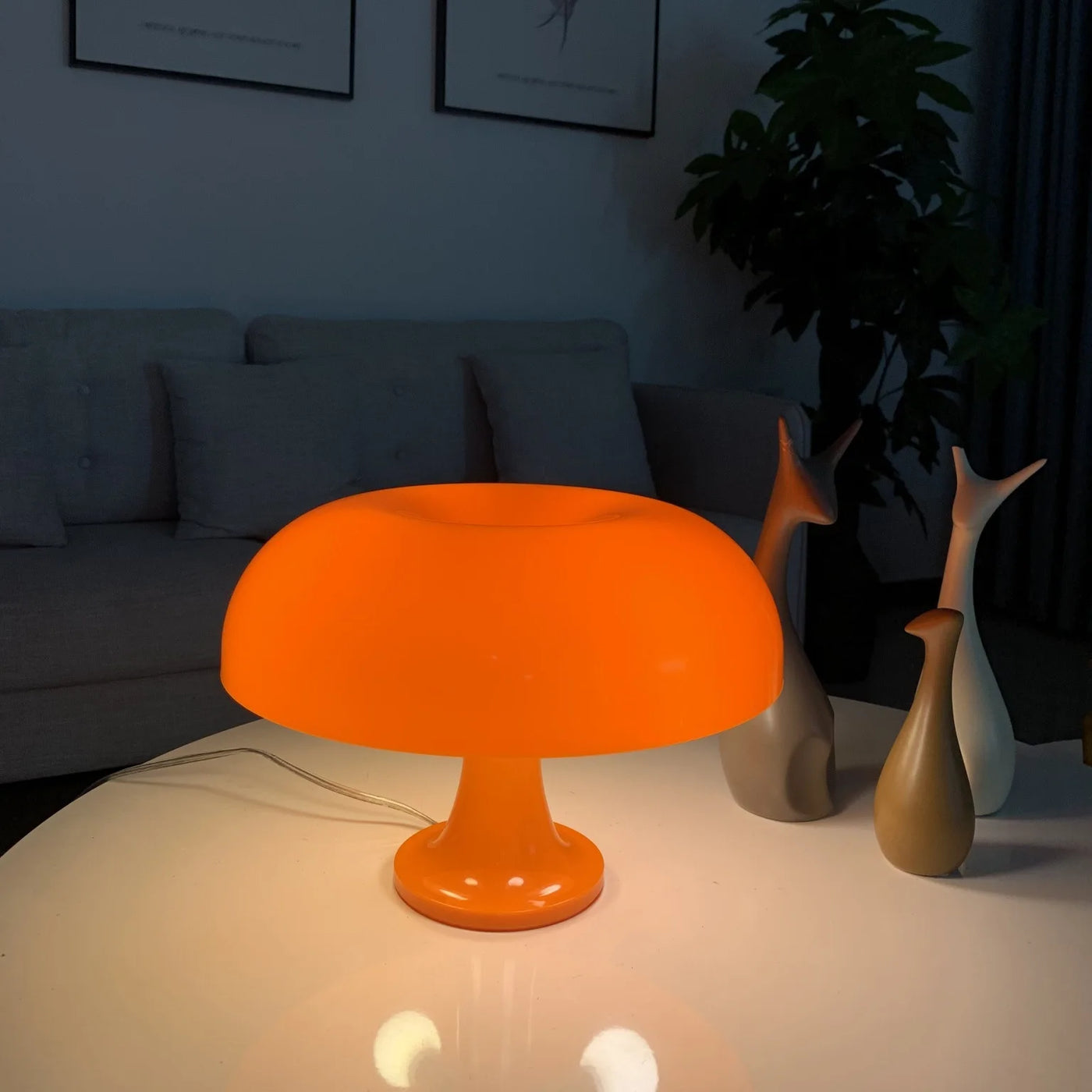 Classic Mushroom Table Lamp | Modern Minimalist Design for Bedroom, Hotel & Desk Lighting