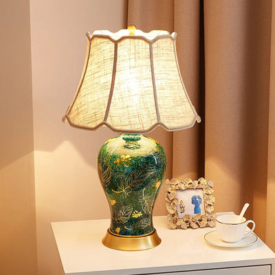 Green Ceramic Table Lamp Luxury for Living Room Bedroom - New Chinese Style Retro Domestic Bedside Lamp