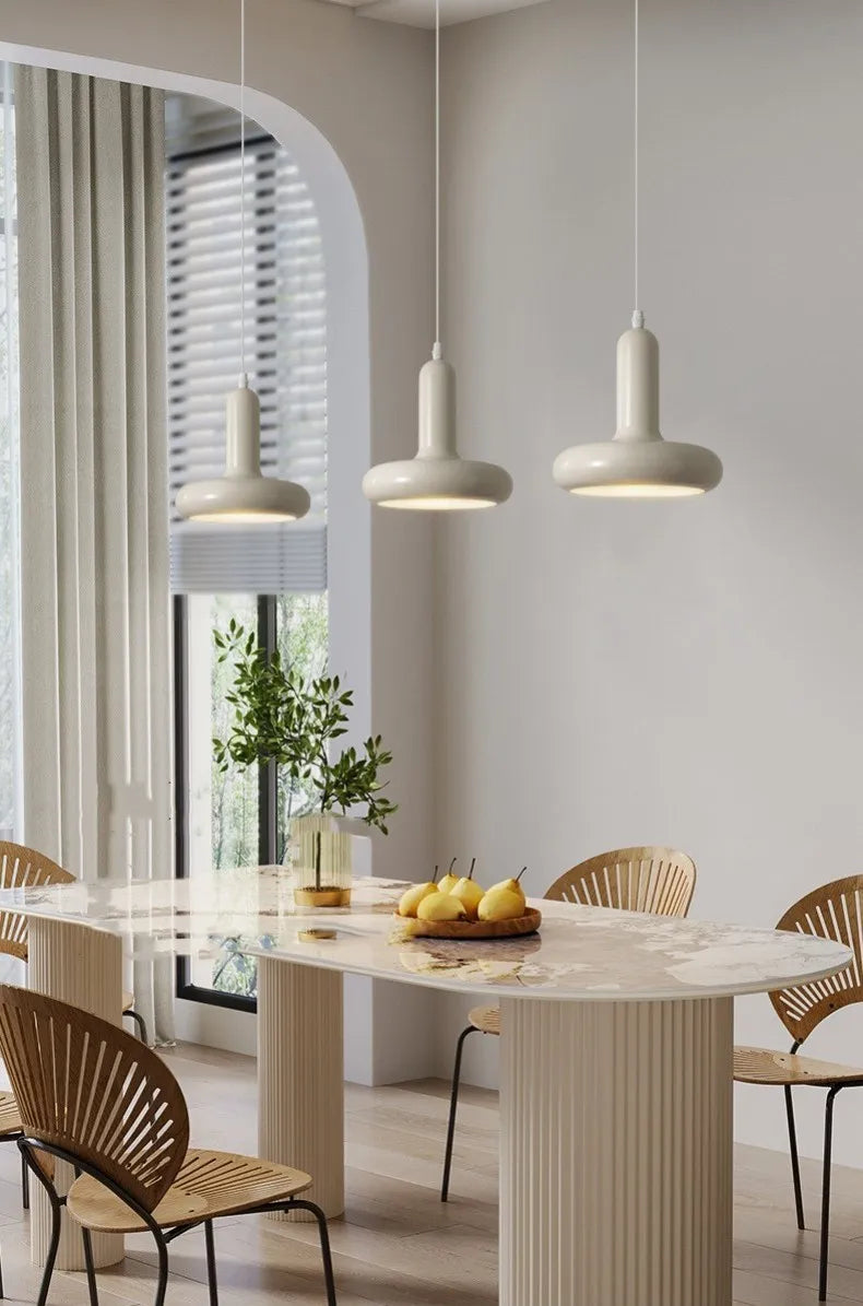 Japanese Minimalist Pendant Lights: A Fusion of Elegance and Simplicity