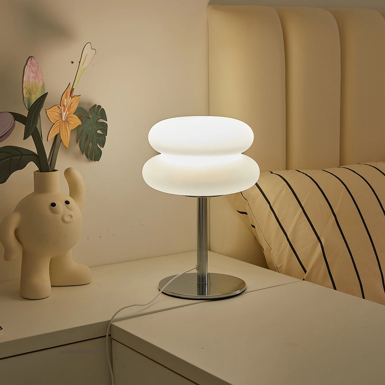 Bauhaus Retro Table Lamp with 9-Level Brightness Dimming | Nordic Mushroom Lamp for Bedroom, Living Room & Office