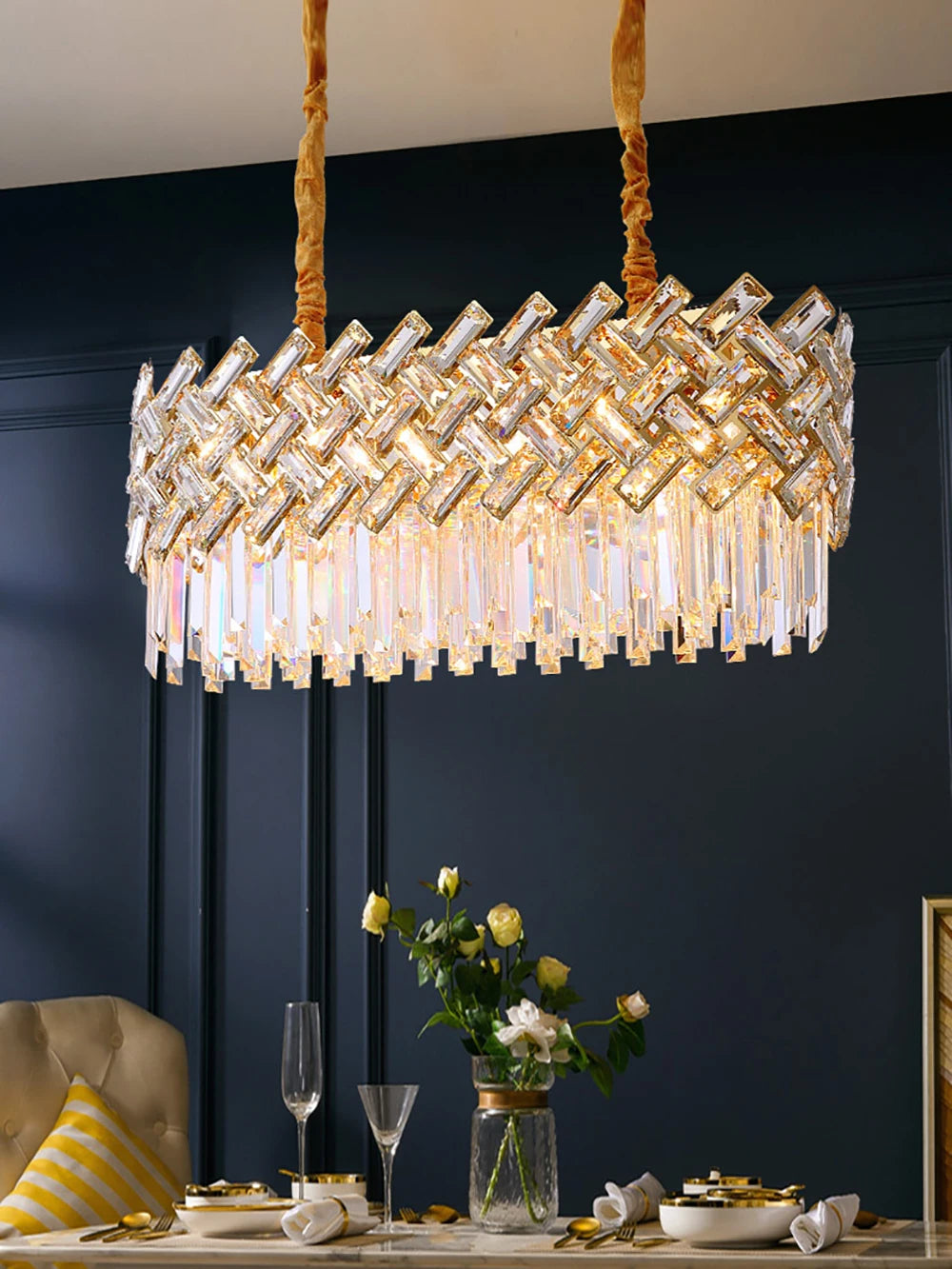 Modern Luxury LED Crystal Hanging Ceiling Lamp for Dining Table