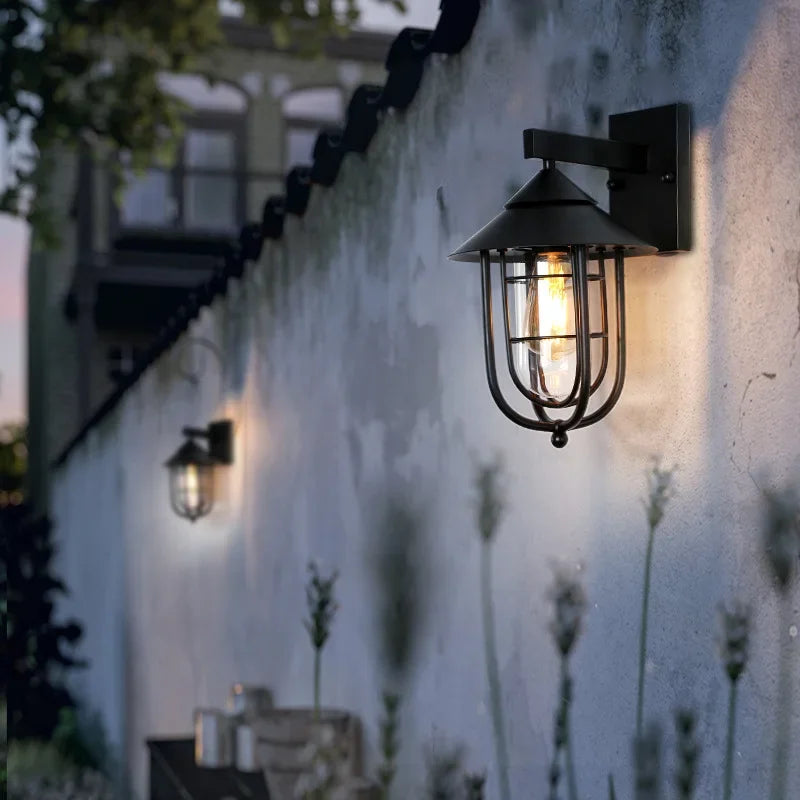 Retro Ironwork Wall Lamp – Waterproof Industrial Style Lighting for Gardens and Balconies