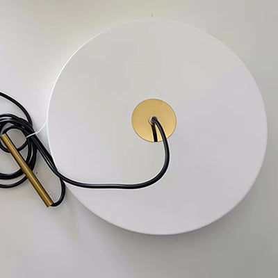 Northern Europe Minimalist Metal Pendant Light: Modern Round Saucer Hanging Lamp for Dining and Bedroom Decor